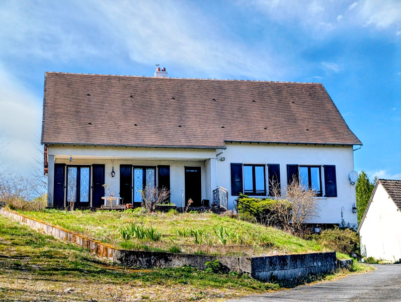 French property for sale in Ladignac-le-Long, Haute-Vienne - €143,880 - photo 0