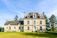 Chateau à vendre à Coussay-les-Bois, Vienne - 499.000 € - photo 1