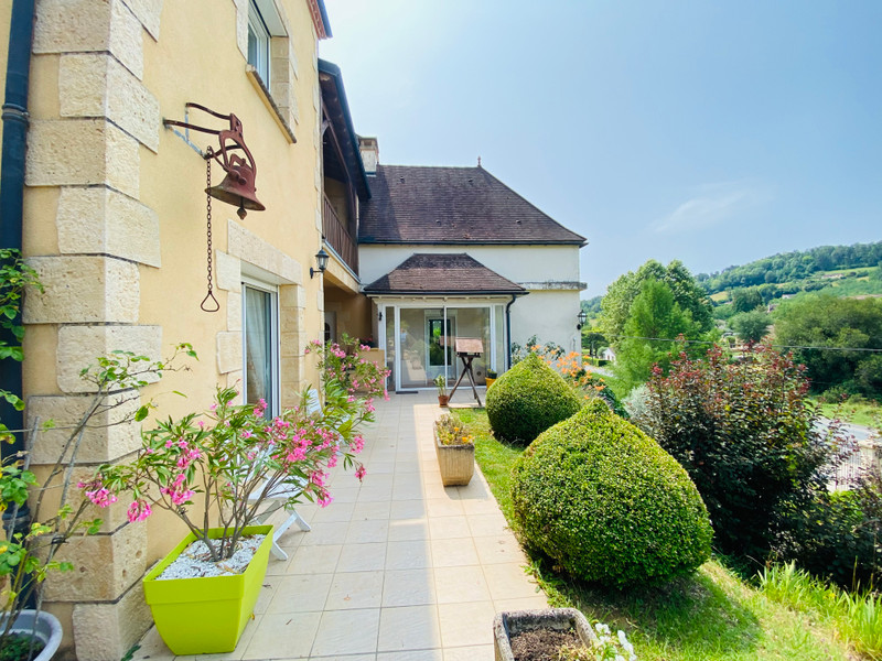 French property for sale in Sarlat-la-Canéda, Dordogne - €499,999 - photo 2