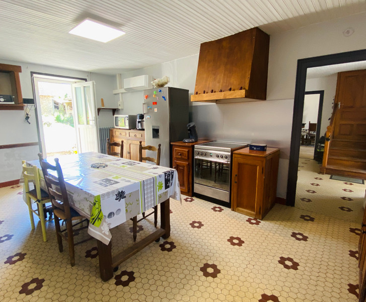 French property for sale in La Chapelle-Aubareil, Dordogne - €264,000 - photo 3