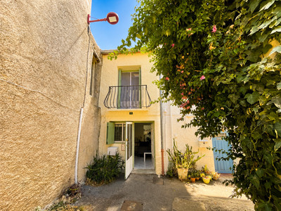 Maison à vendre à Montesquieu-des-Albères, Pyrénées-Orientales, Languedoc-Roussillon, avec Leggett Immobilier