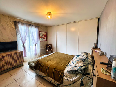 French property for sale in Mensignac, Dordogne - €275,600 - photo 8