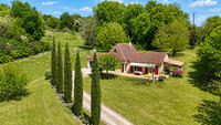 Propriété à vendre à Vitrac, Dordogne - 330 000 € - photo n°1