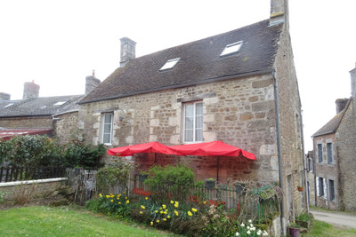 Maison à vendre à Rabodanges, Orne, Basse-Normandie, avec Leggett Immobilier