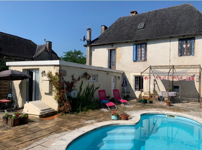 Maison à vendre à Peyrignac, Dordogne, Aquitaine, avec Leggett Immobilier