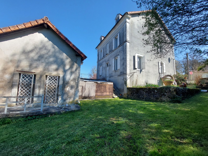 French property for sale in Bussière-Badil, Dordogne - €256,800 - photo 3
