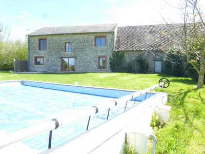 French property for sale in Saint-Priest-la-Plaine, Creuse - €226,305 - photo 2