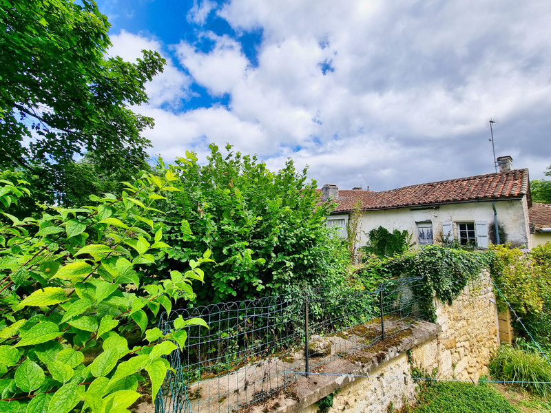 French property for sale in La Rochebeaucourt-et-Argentine, Dordogne - &#8364;36,600 - photo 8