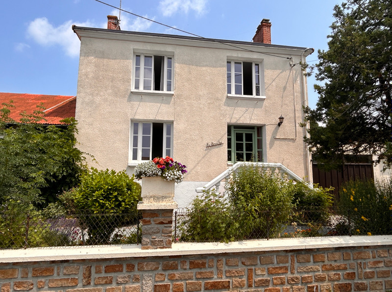 Maison à vendre à Saint-Léger-Magnazeix, Haute-Vienne - 214 000 € - photo 1