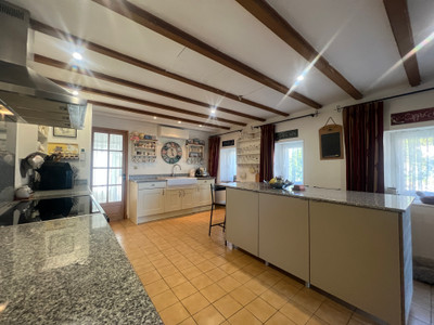 French property for sale in Saussignac, Dordogne - €599,999 - photo 2