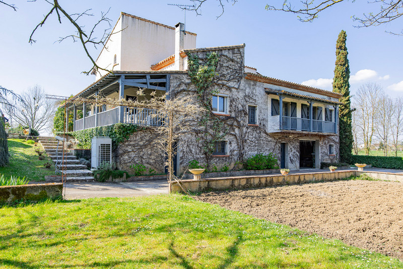 French property for sale in Montauban, Tarn-et-Garonne - €565,000 - photo 1