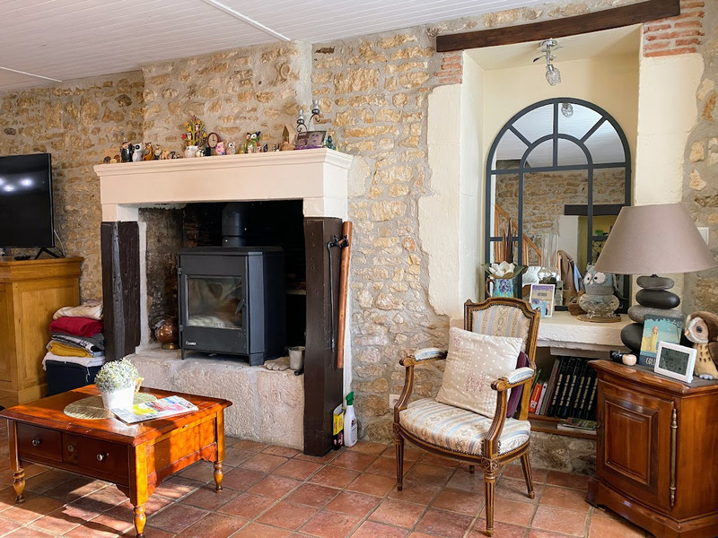 French property for sale in Val-de-Bonnieure, Charente - €263,119 - photo 10