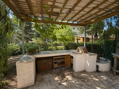 French property for sale in Toulon, Var - €399,999 - photo 13