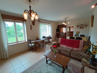 Maison à vendre à Auzances, Creuse - 103.296 € - photo 4