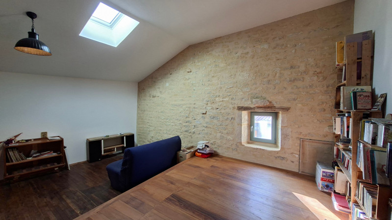 French property for sale in Luxé, Charente - €199,980 - photo 7