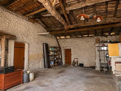 French property for sale in Nabinaud, Charente - €119,900 - photo 9