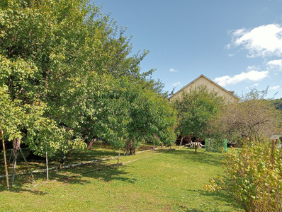 French property for sale in Saint-Martin-Valmeroux, Cantal - €109,000 - photo 9
