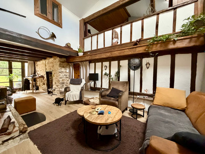 French property for sale in Vayres, Haute-Vienne - €132,500 - photo 1