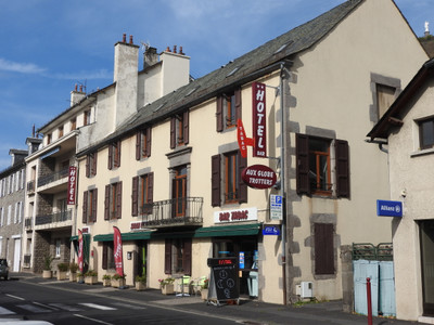 Commerce à vendre à Murat, Cantal, Auvergne, avec Leggett Immobilier
