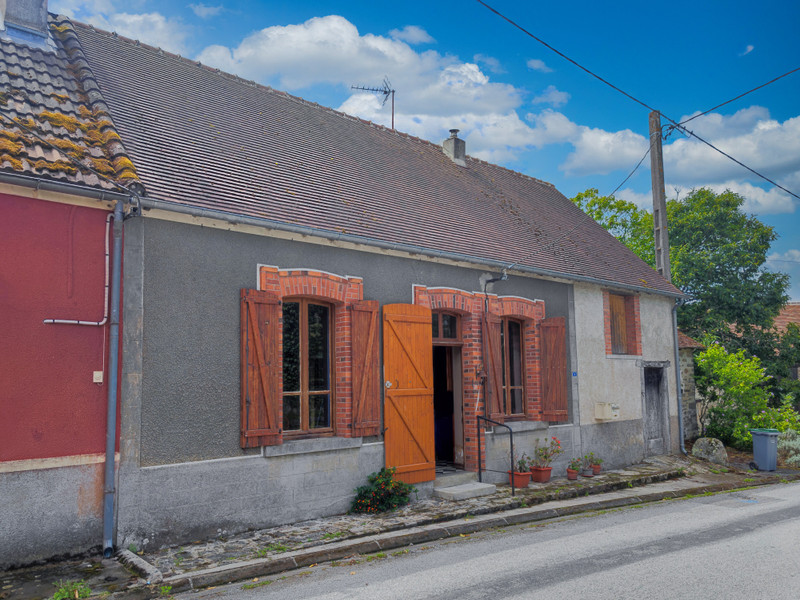 Maison à vendre à Cromac, Haute-Vienne - 59 900 € - photo 1