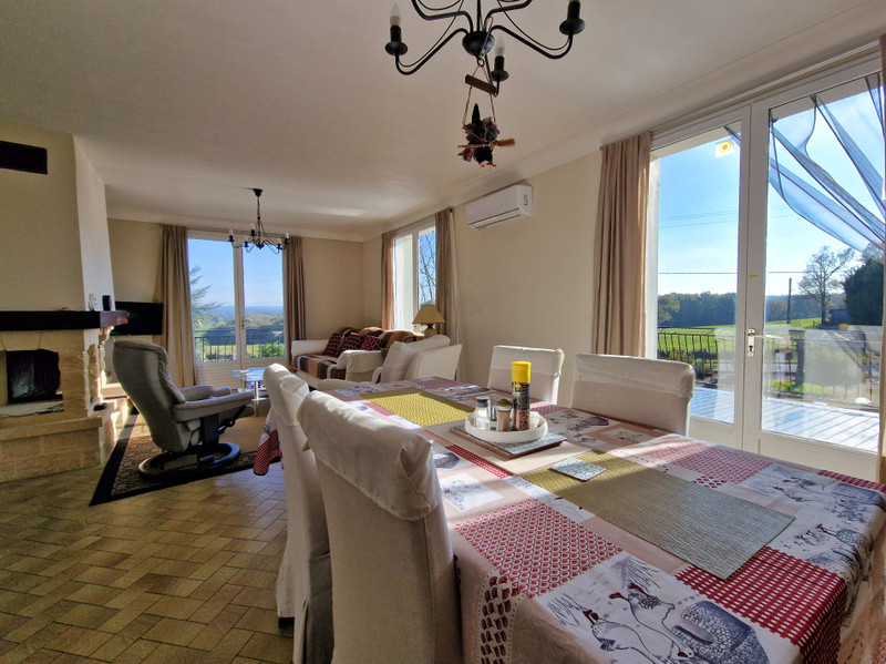 French property for sale in Chabrac, Charente - €233,200 - photo 3