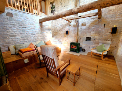 French property for sale in Charroux, Vienne - €380,000 - photo 5
