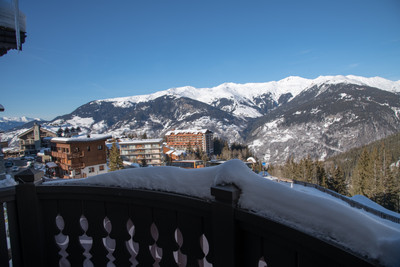Appartements skis aux pieds à vendre à Courchevel, 3 vallées de 2 135 000€ à 2 500 000€