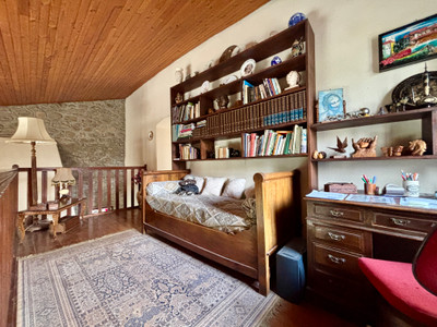 French property for sale in Vinça, Pyrénées-Orientales - €294,000 - photo 4