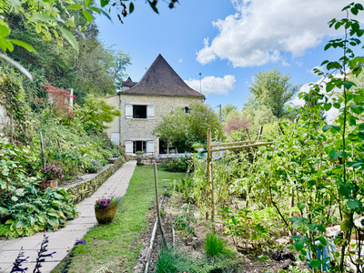 French property for sale in Domme, Dordogne - €170,000 - photo 1