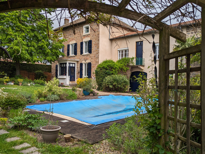 French property for sale in Belleville-en-Beaujolais, Rhône - €698,000 - photo 0