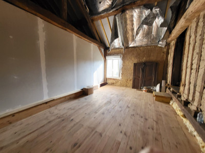French property for sale in Barenton, Manche - €60,000 - photo 7