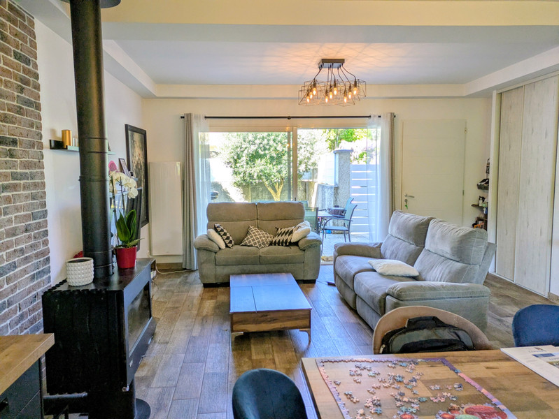 French property for sale in Portes-lès-Valence, Drôme - €309,000 - photo 1