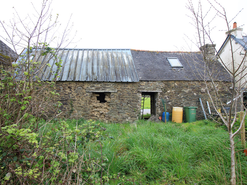French property for sale in Pleyben, Finistère - photo 2