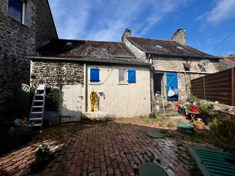 French property for sale in Saint-Pierre-sur-Orthe, Mayenne - €66,660 - photo 11