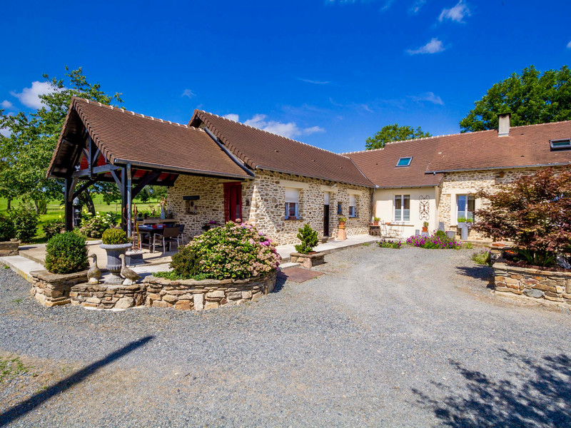 Maison à vendre en Limousin - Corrèze Ségur-le-Château Ancienne ferme