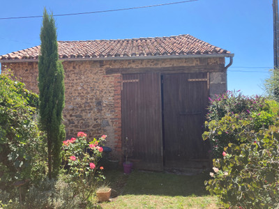 French property for sale in Millac, Vienne - €112,750 - photo 8