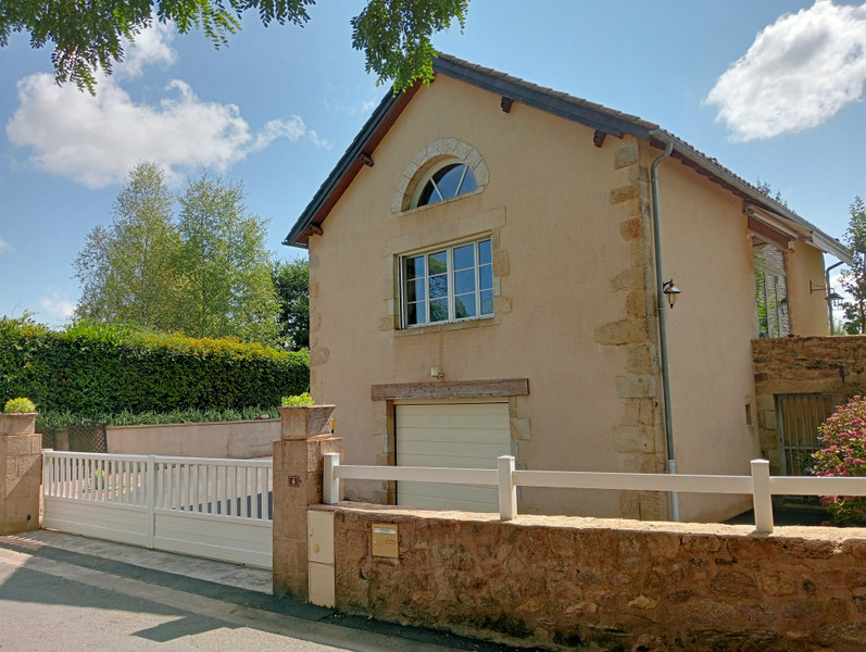 French property for sale in Montvert, Cantal - €445,200 - photo 7