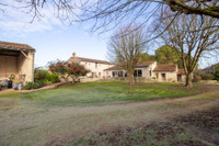 Maison à vendre à La Roche-Rigault, Vienne - 339.200 € - photo 2