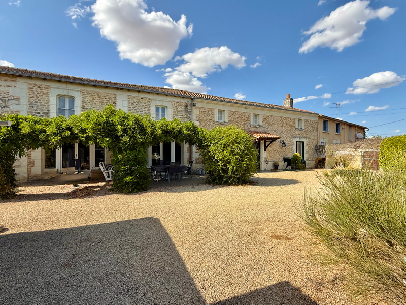 French property for sale in Pas-de-Jeu, Deux-Sèvres - €255,000 - photo 0