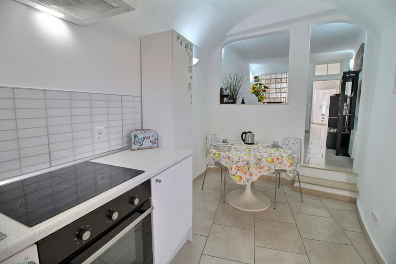 French property for sale in Menton, Alpes-Maritimes - €255,000 - photo 3