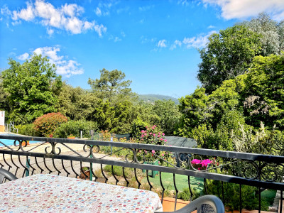 French property for sale in Vidauban, Var - €421,000 - photo 2