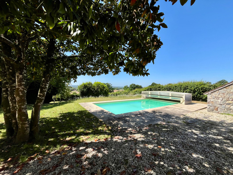 French property for sale in Tessé-Froulay, Orne - €478,750 - photo 1