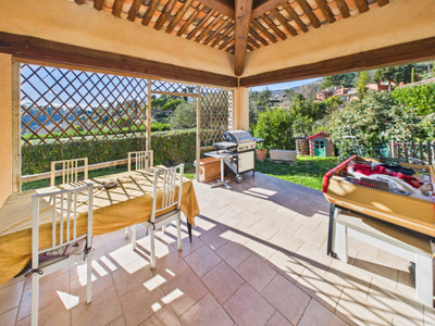 French property for sale in Châteauneuf-Grasse, Alpes-Maritimes - €815,000 - photo 3