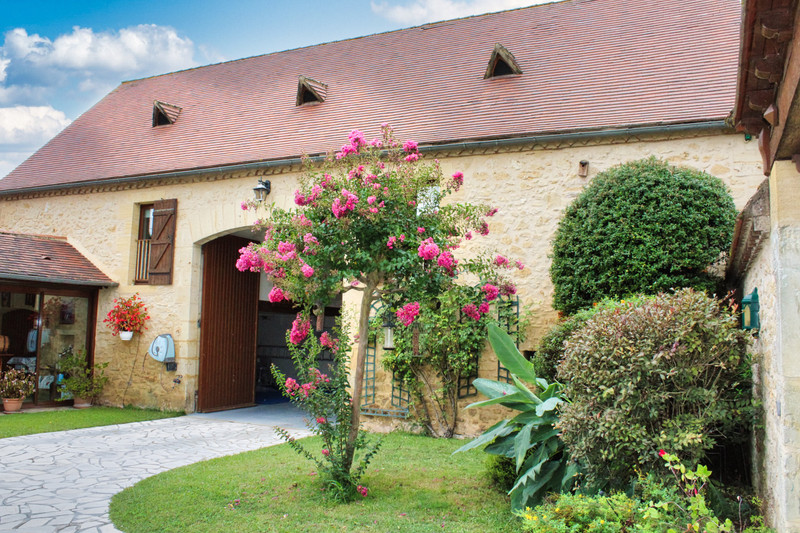 French property for sale in Trémolat, Dordogne - &#8364;525,000 - photo 2
