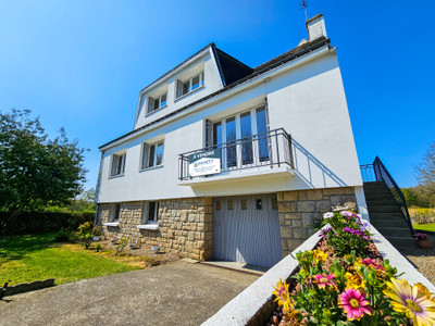 Maison à vendre à Guémené-sur-Scorff, Morbihan, Bretagne, avec Leggett Immobilier