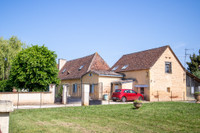 Maison à vendre à Saint-Pierre-d'Eyraud, Dordogne - 295 000 € - photo 2