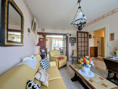 French property for sale in Ruffec, Charente - €152,000 - photo 4
