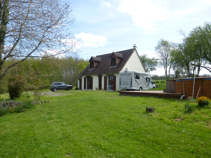 French property for sale in Cuzion, Indre - €160,000 - photo 2