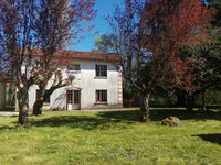 Maison à vendre à Salles-Lavalette, Charente - 519.960 € - photo 3