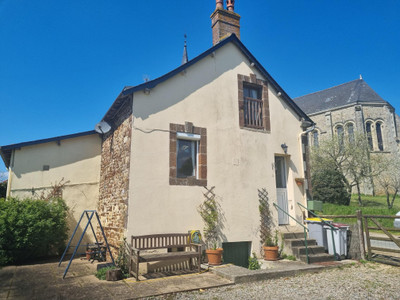 French property for sale in Saint-Michel-de-la-Roë, Mayenne - €94,000 - photo 1